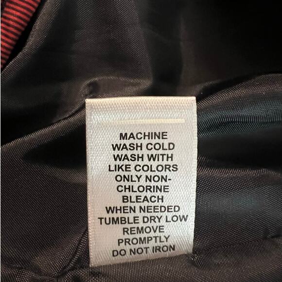 Cato Women's Puffer Vest in Orange Blue Plaid Full Zipper Size 14/16 Women's - Picture 7 of 7